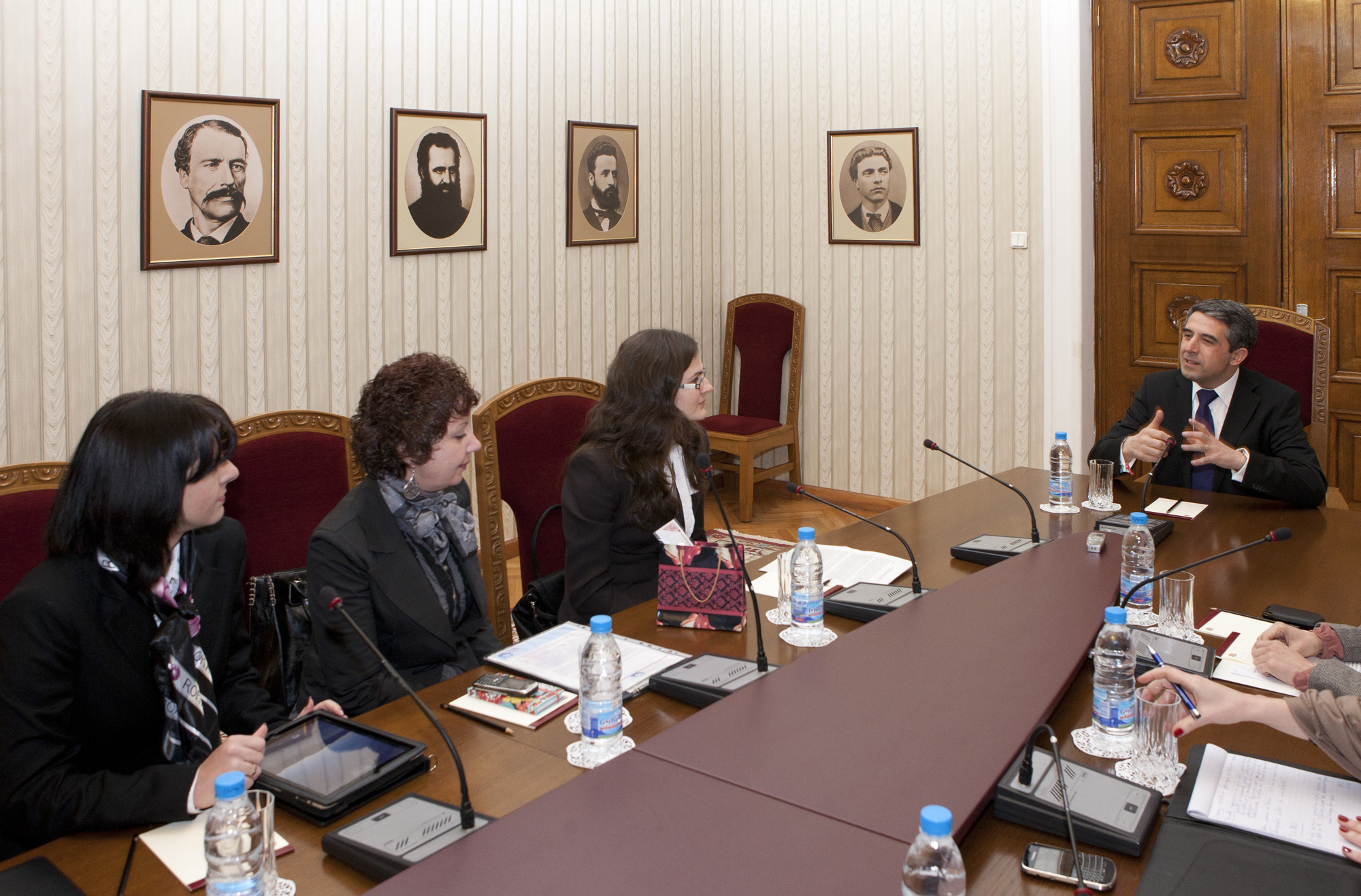 Президентът на Република България се срещна с представители на Сдружение 
